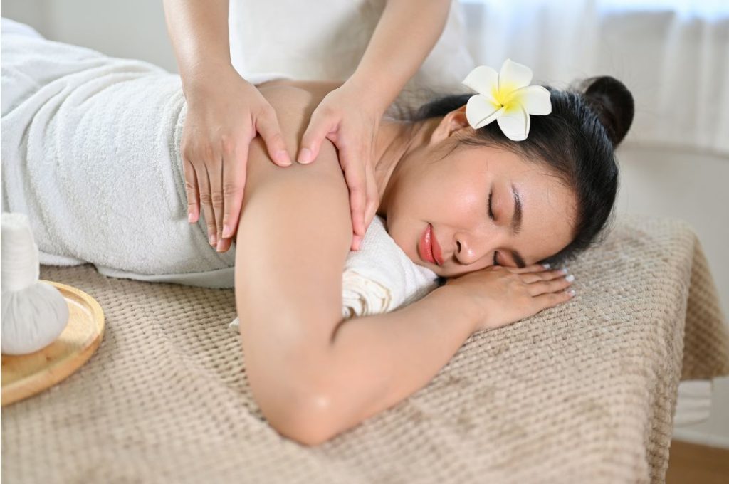 Dịch Vụ Massage Cao Cấp Dành Cho Quý Bà Tại Thành Phố Hồ Chí Minh