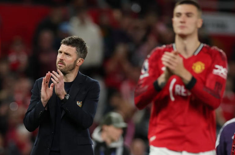 Carragher bất ngờ với phong độ của Man Utd - Tin từ Đá Gà lu88